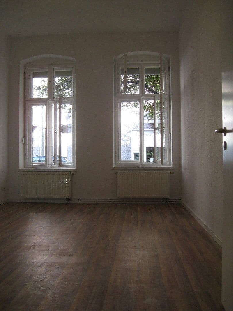 Prenájom bytu 2-izbový 62 m², Giselastr.34, Berlin, Berlín Prenájom bytu 2-izbový 62 m², Giselastr.34, Berlin, Berlín