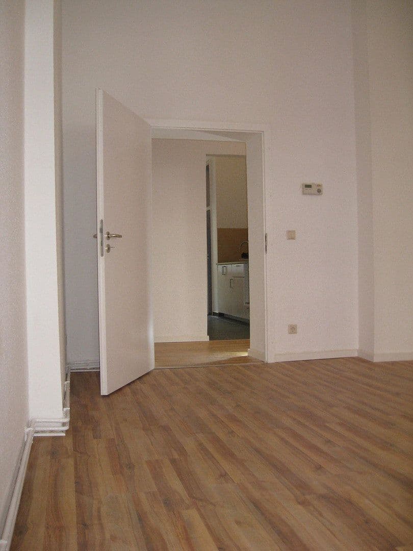 Prenájom bytu 2-izbový 62 m², Giselastr.34, Berlin, Berlín Prenájom bytu 2-izbový 62 m², Giselastr.34, Berlin, Berlín