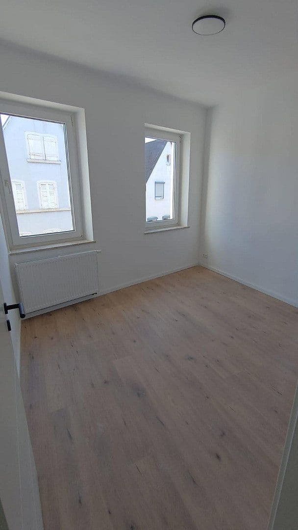 Predaj bytu 4-izbový 98 m², Hauptstraße 164, Bellheim, Porýnie-Falcko Predaj bytu 4-izbový 98 m², Hauptstraße 164, Bellheim, Porýnie-Falcko
