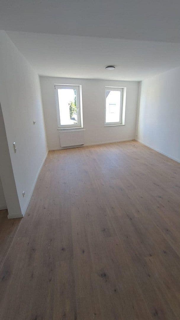 Predaj bytu 4-izbový 98 m², Hauptstraße 164, Bellheim, Porýnie-Falcko Predaj bytu 4-izbový 98 m², Hauptstraße 164, Bellheim, Porýnie-Falcko