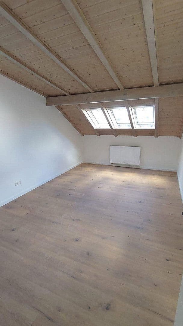 Predaj bytu 4-izbový 98 m², Hauptstraße 164, Bellheim, Porýnie-Falcko Predaj bytu 4-izbový 98 m², Hauptstraße 164, Bellheim, Porýnie-Falcko