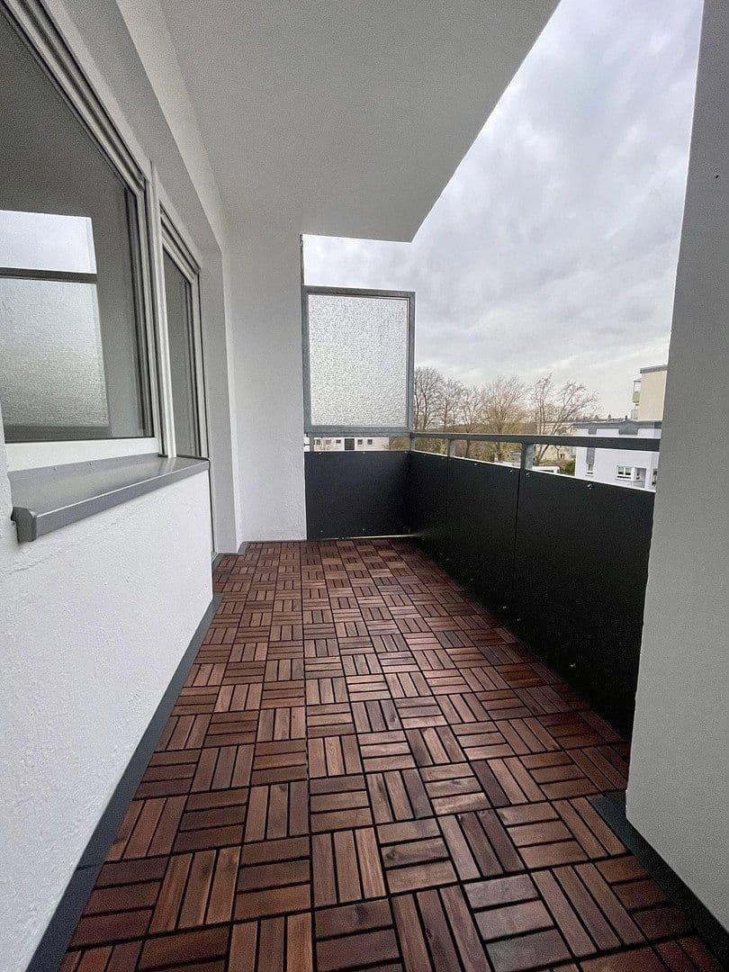 Prenájom bytu 3-izbový 71 m², Remscheid, Severné Porýnie - Westfálsko Prenájom bytu 3-izbový 71 m², Remscheid, Severné Porýnie - Westfálsko