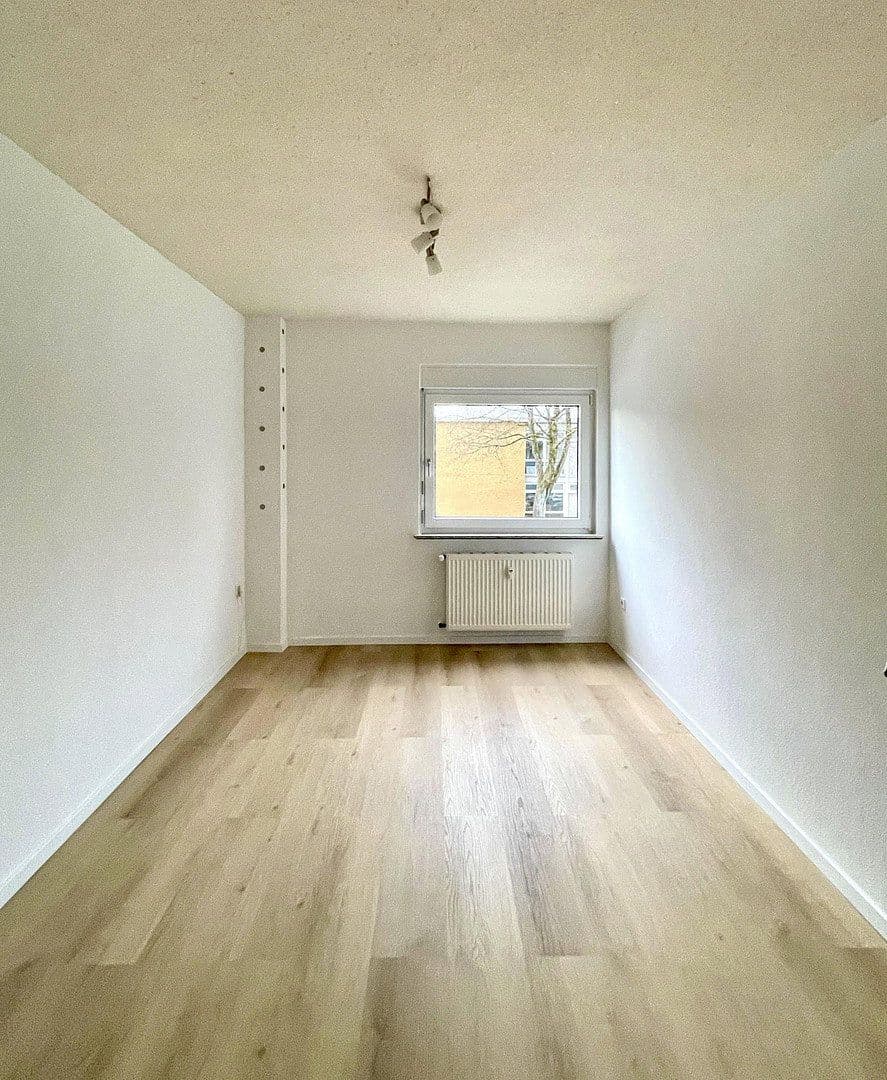 Prenájom bytu 3-izbový 71 m², Remscheid, Severné Porýnie - Westfálsko Prenájom bytu 3-izbový 71 m², Remscheid, Severné Porýnie - Westfálsko