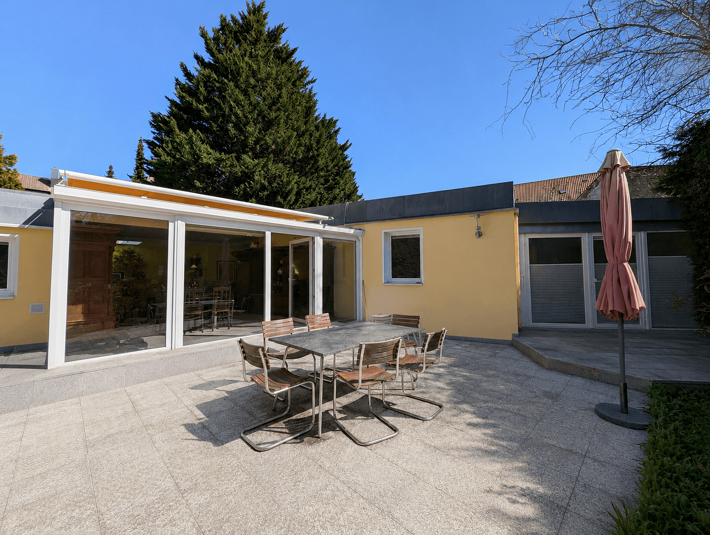 Predaj domu 187 m², pozemek 757 m², Braunschweig, Dolné Sasko Predaj domu 187 m², pozemek 757 m², Braunschweig, Dolné Sasko