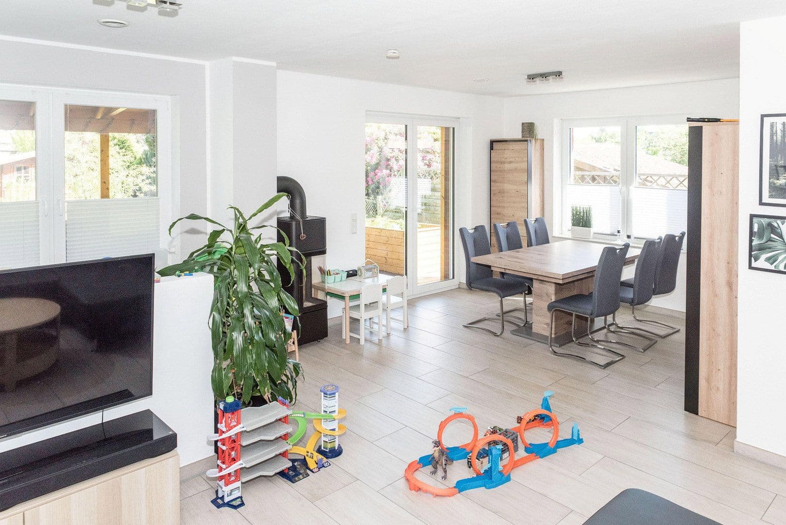 Predaj domu 143 m², pozemek 769 m², Bremen, Brémy Predaj domu 143 m², pozemek 769 m², Bremen, Brémy