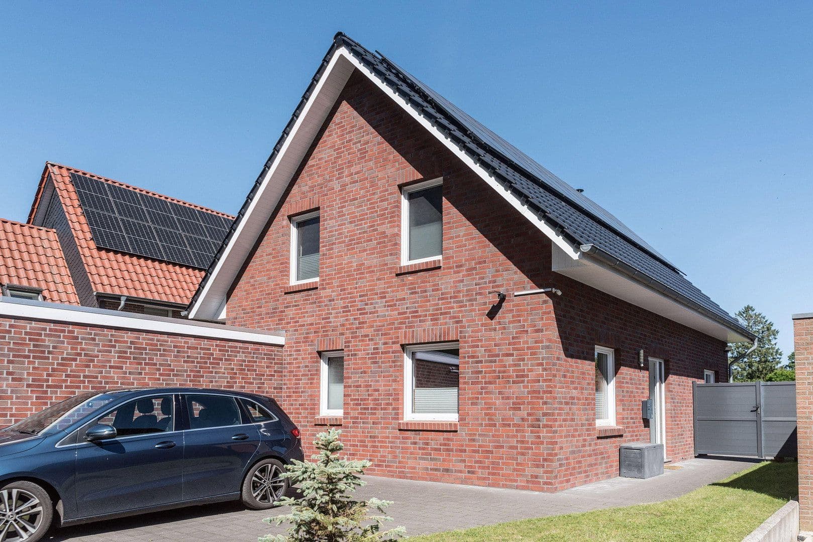 Predaj domu 143 m², pozemek 769 m², Bremen, Brémy Predaj domu 143 m², pozemek 769 m², Bremen, Brémy