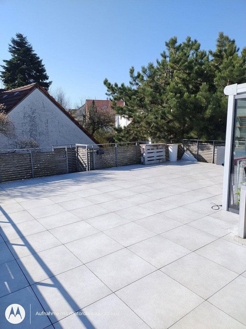 Predaj domu 143 m², pozemek 495 m², Adelshofen, Bavorsko Predaj domu 143 m², pozemek 495 m², Adelshofen, Bavorsko