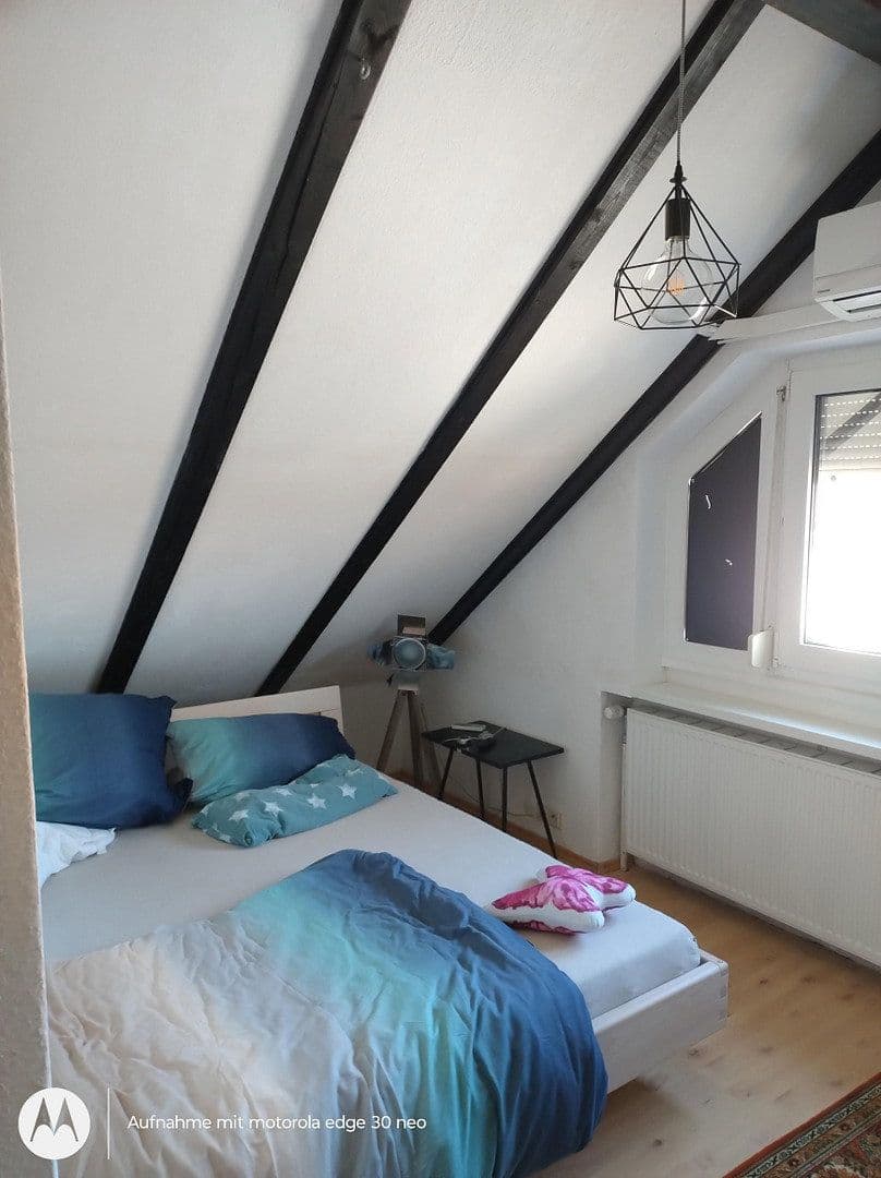 Predaj domu 143 m², pozemek 495 m², Adelshofen, Bavorsko Predaj domu 143 m², pozemek 495 m², Adelshofen, Bavorsko