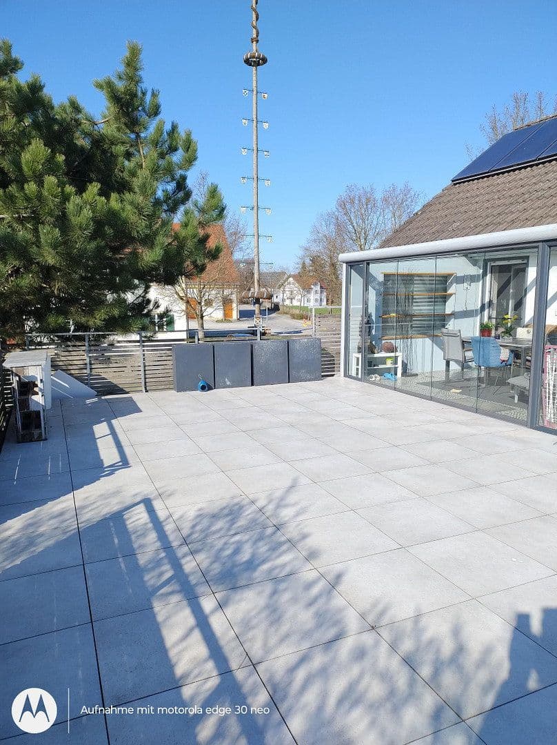 Predaj domu 143 m², pozemek 495 m², Adelshofen, Bavorsko Predaj domu 143 m², pozemek 495 m², Adelshofen, Bavorsko