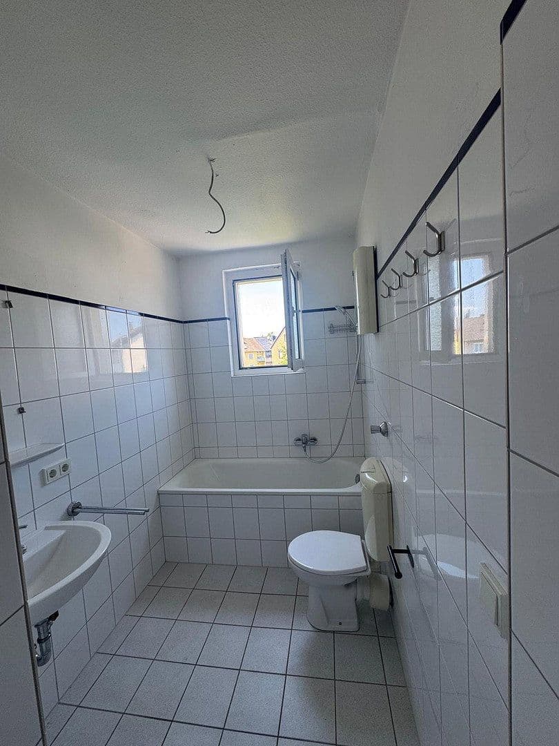 Prenájom bytu 2-izbový 51 m², Hohenzollernstraße 16, Troisdorf, Severné Porýnie - Westfálsko Prenájom bytu 2-izbový 51 m², Hohenzollernstraße 16, Troisdorf, Severné Porýnie - Westfálsko
