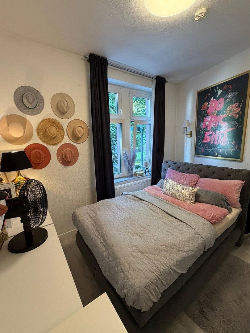 Predaj bytu 2-izbový 41 m², Röhrenstraße, Düsseldorf, Severné Porýnie - Westfálsko Predaj bytu 2-izbový 41 m², Röhrenstraße, Düsseldorf, Severné Porýnie - Westfálsko