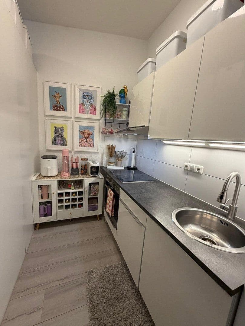 Predaj bytu 2-izbový 41 m², Röhrenstraße, Düsseldorf, Severné Porýnie - Westfálsko Predaj bytu 2-izbový 41 m², Röhrenstraße, Düsseldorf, Severné Porýnie - Westfálsko