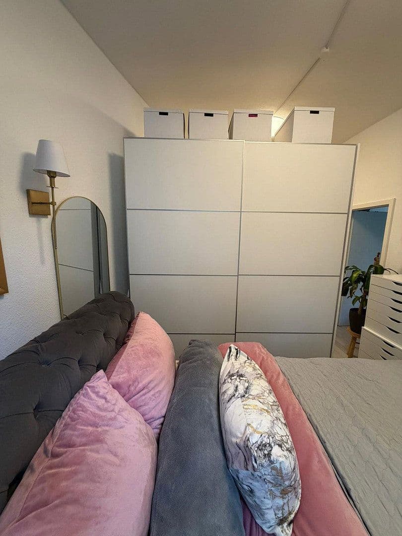 Predaj bytu 2-izbový 41 m², Röhrenstraße, Düsseldorf, Severné Porýnie - Westfálsko Predaj bytu 2-izbový 41 m², Röhrenstraße, Düsseldorf, Severné Porýnie - Westfálsko