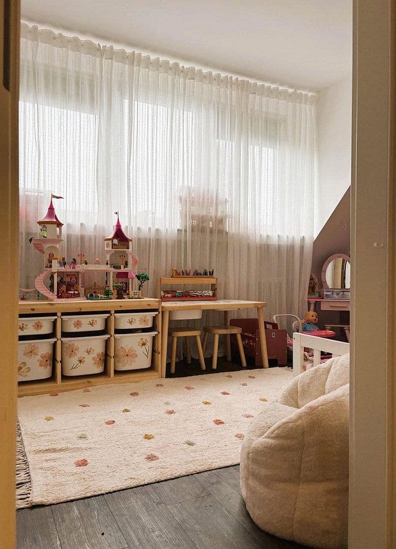 Predaj bytu 4-izbový 113 m², Essen, Severné Porýnie - Westfálsko Predaj bytu 4-izbový 113 m², Essen, Severné Porýnie - Westfálsko