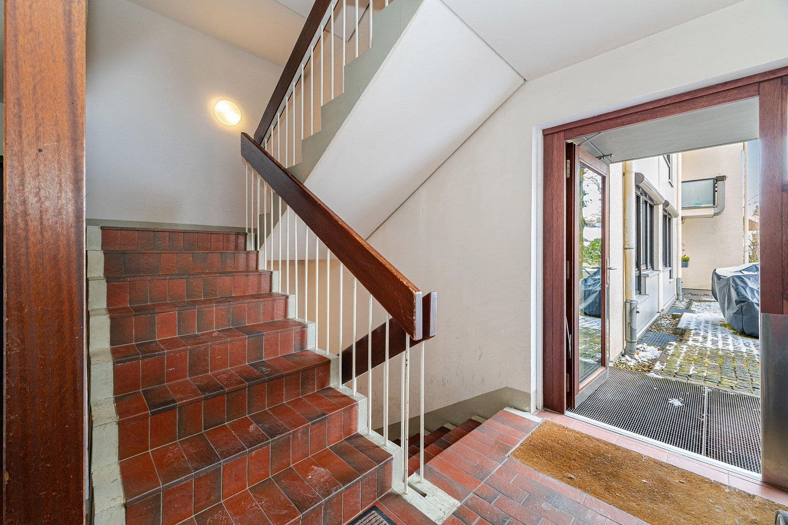 Predaj bytu 3-izbový 77 m², Tizianstr. 48, Neubiberg bei München, Bavorsko Predaj bytu 3-izbový 77 m², Tizianstr. 48, Neubiberg bei München, Bavorsko