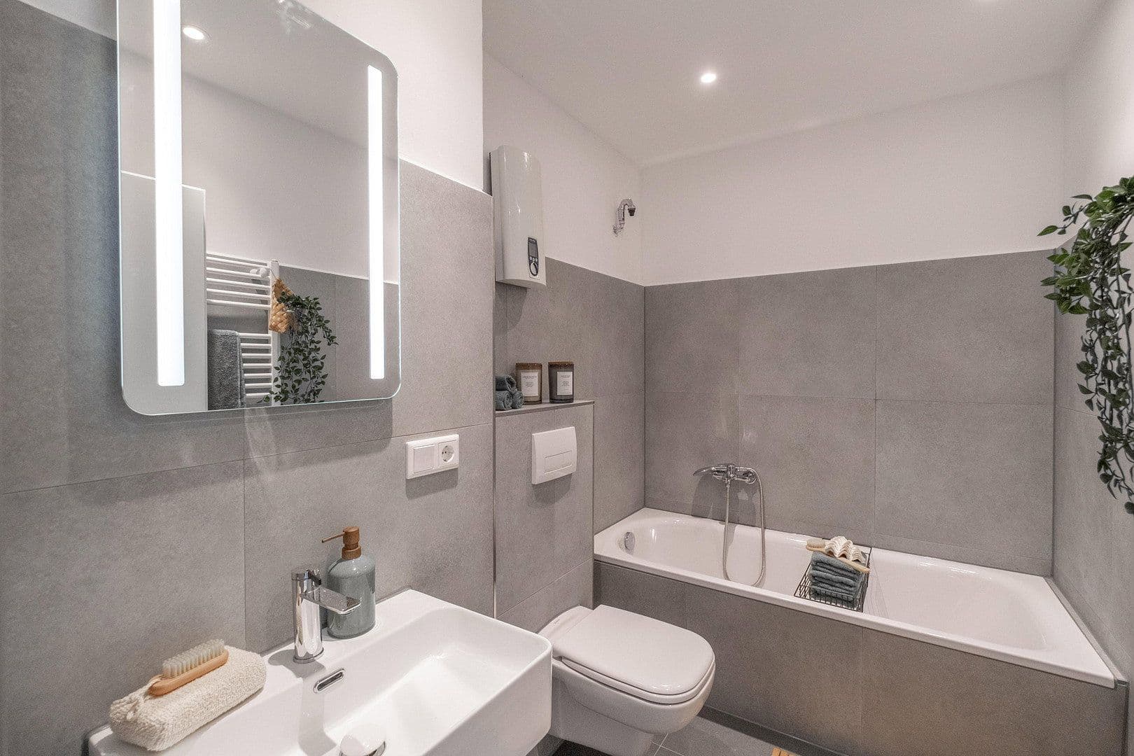 Predaj bytu 3-izbový 75 m², Oldenburg, Dolné Sasko Predaj bytu 3-izbový 75 m², Oldenburg, Dolné Sasko