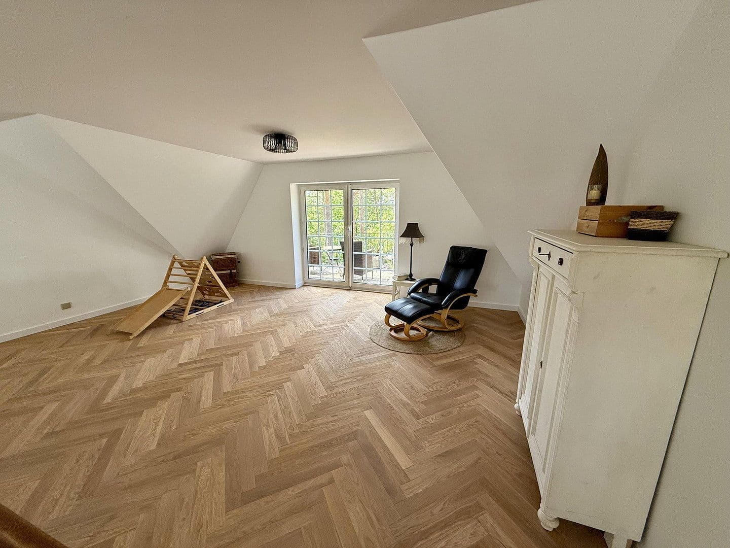 Predaj domu 236 m², pozemek 3.030 m², Hitzacker (Elbe), Dolné Sasko Predaj domu 236 m², pozemek 3.030 m², Hitzacker (Elbe), Dolné Sasko