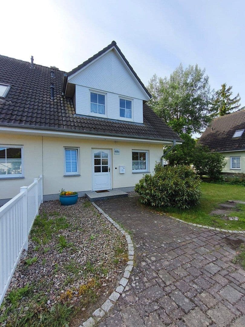 Predaj domu 96 m², pozemek 480 m², Peenestraße 48b, Karlshagen, Meklenbursko-Predpomoransko Predaj domu 96 m², pozemek 480 m², Peenestraße 48b, Karlshagen, Meklenbursko-Predpomoransko