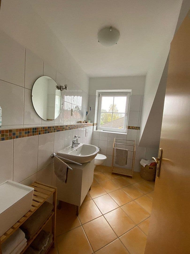 Predaj domu 96 m², pozemek 480 m², Peenestraße 48b, Karlshagen, Meklenbursko-Predpomoransko Predaj domu 96 m², pozemek 480 m², Peenestraße 48b, Karlshagen, Meklenbursko-Predpomoransko