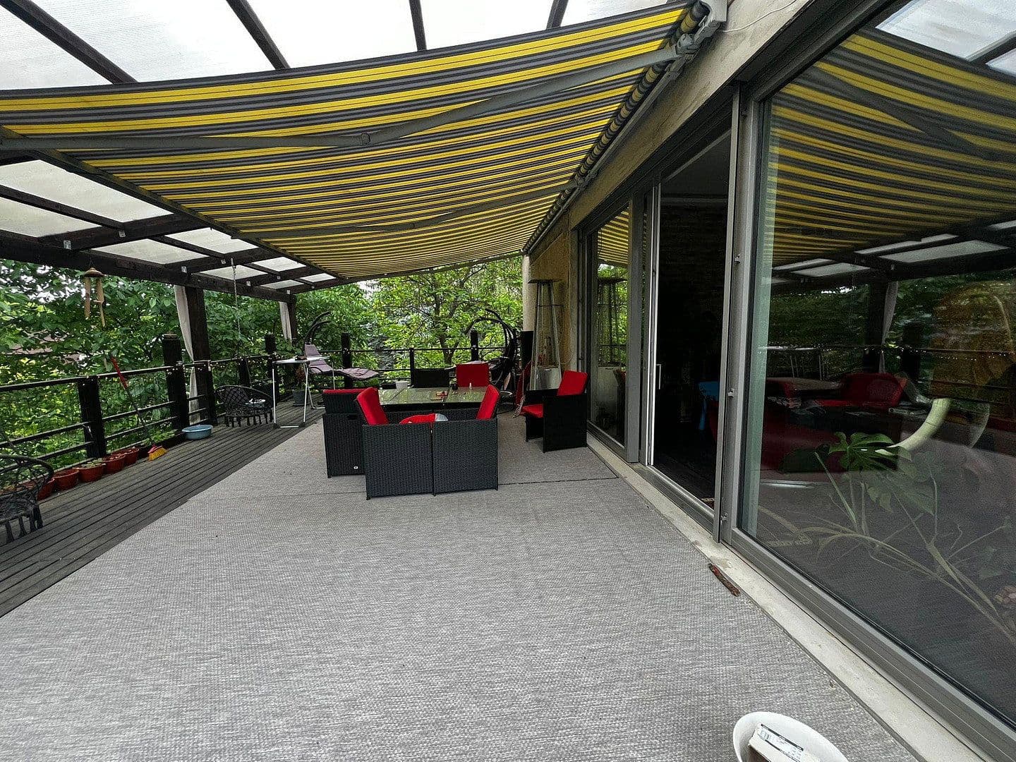 Predaj domu 540 m², pozemek 2.137 m², Akazienallee 10c, Wandlitz, Brandenbursko Predaj domu 540 m², pozemek 2.137 m², Akazienallee 10c, Wandlitz, Brandenbursko