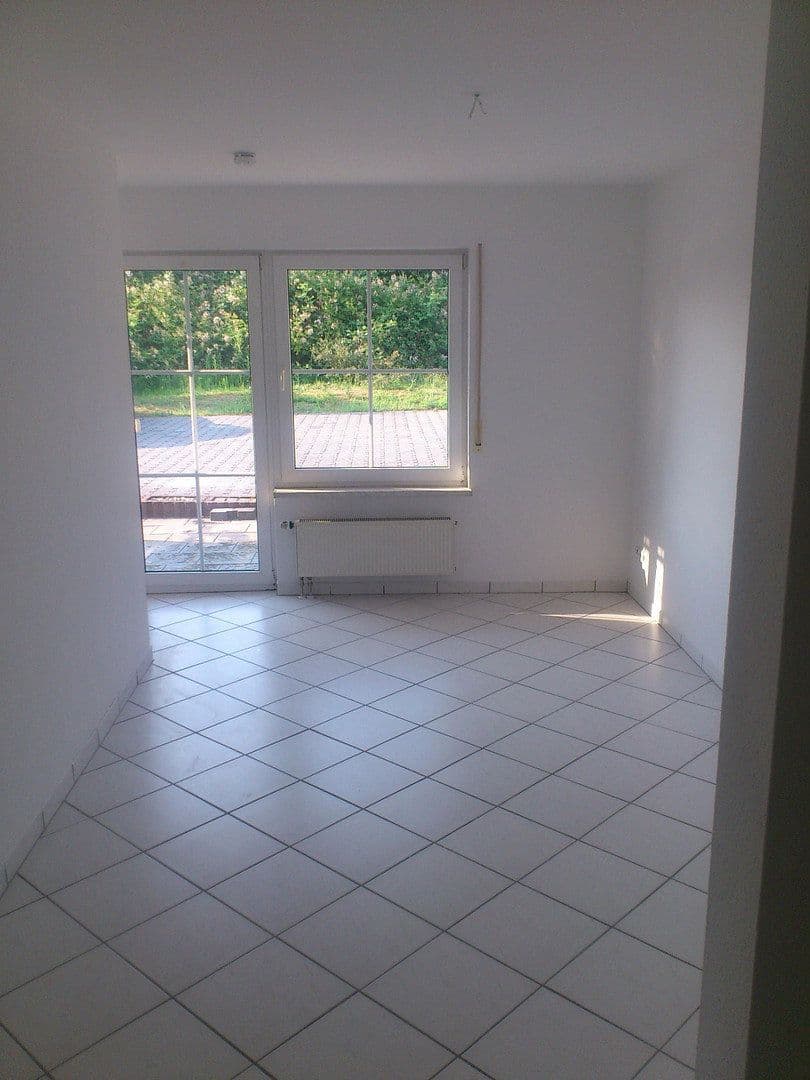 Prenájom bytu 2-izbový 55 m², Bergstrasse 24 a, Nörtershausen, Porýnie-Falcko Prenájom bytu 2-izbový 55 m², Bergstrasse 24 a, Nörtershausen, Porýnie-Falcko