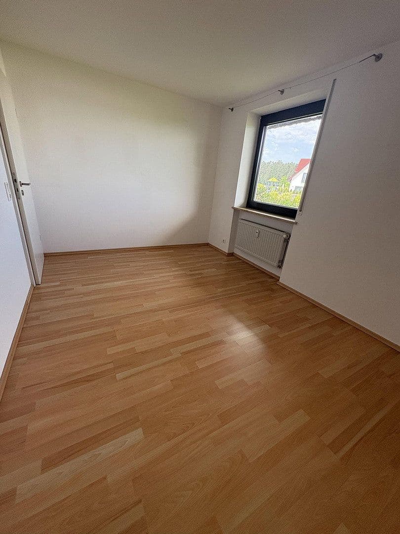 Predaj domu 245 m², pozemek 1.197 m², Kümmersbruck, Bavorsko Predaj domu 245 m², pozemek 1.197 m², Kümmersbruck, Bavorsko