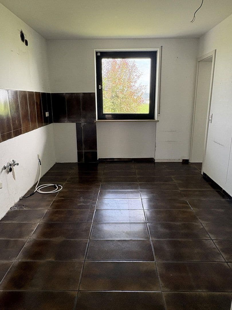 Predaj domu 245 m², pozemek 1.197 m², Kümmersbruck, Bavorsko Predaj domu 245 m², pozemek 1.197 m², Kümmersbruck, Bavorsko