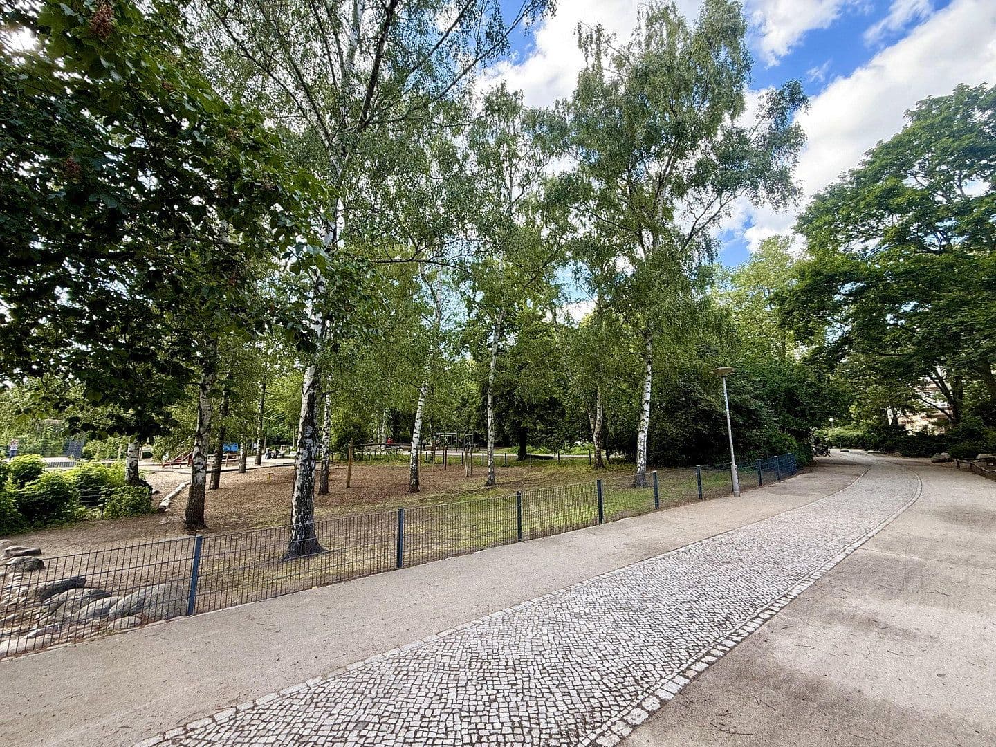 Predaj bytu 3-izbový 52 m², Schoelerpark 12A, Berlin, Berlín Predaj bytu 3-izbový 52 m², Schoelerpark 12A, Berlin, Berlín