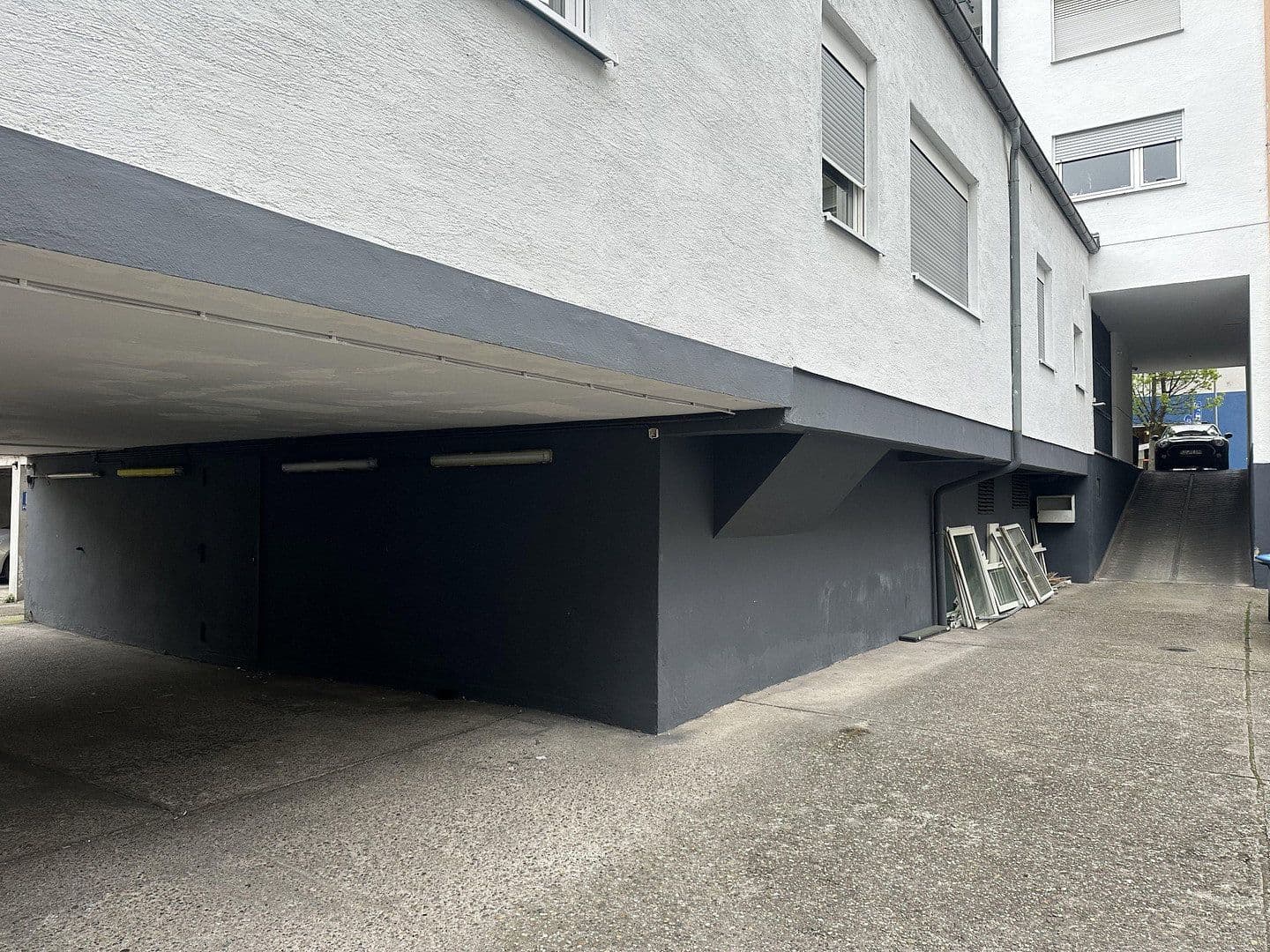 Prenájom nebytového priestoru 136 m², Mundenheimerstr. 237, Ludwigshafen am Rhein, Porýnie-Falcko Prenájom nebytového priestoru 136 m², Mundenheimerstr. 237, Ludwigshafen am Rhein, Porýnie-Falcko