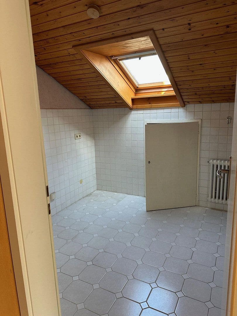 Predaj domu 345 m², pozemek 780 m², Oberer Rain 15, Gaggenau, Bádensko-Wurttembersko Predaj domu 345 m², pozemek 780 m², Oberer Rain 15, Gaggenau, Bádensko-Wurttembersko