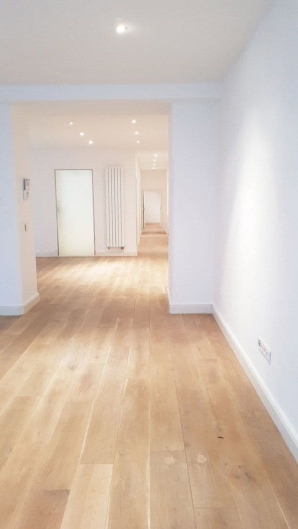 Predaj bytu 5-izbový 177 m², Lütticherstr. 38, Köln, Severné Porýnie - Westfálsko Predaj bytu 5-izbový 177 m², Lütticherstr. 38, Köln, Severné Porýnie - Westfálsko