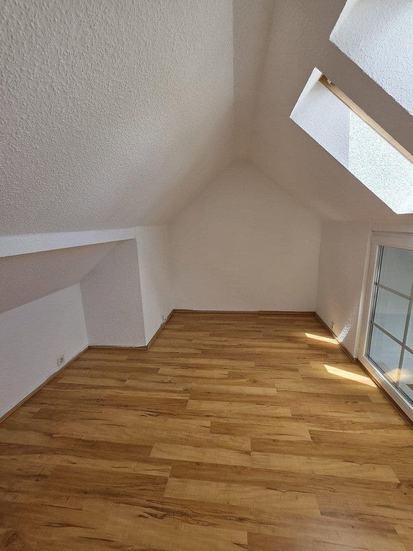 Predaj domu 150 m², pozemek 692 m², Reichelsheim (Wetterau), Hesensko Predaj domu 150 m², pozemek 692 m², Reichelsheim (Wetterau), Hesensko