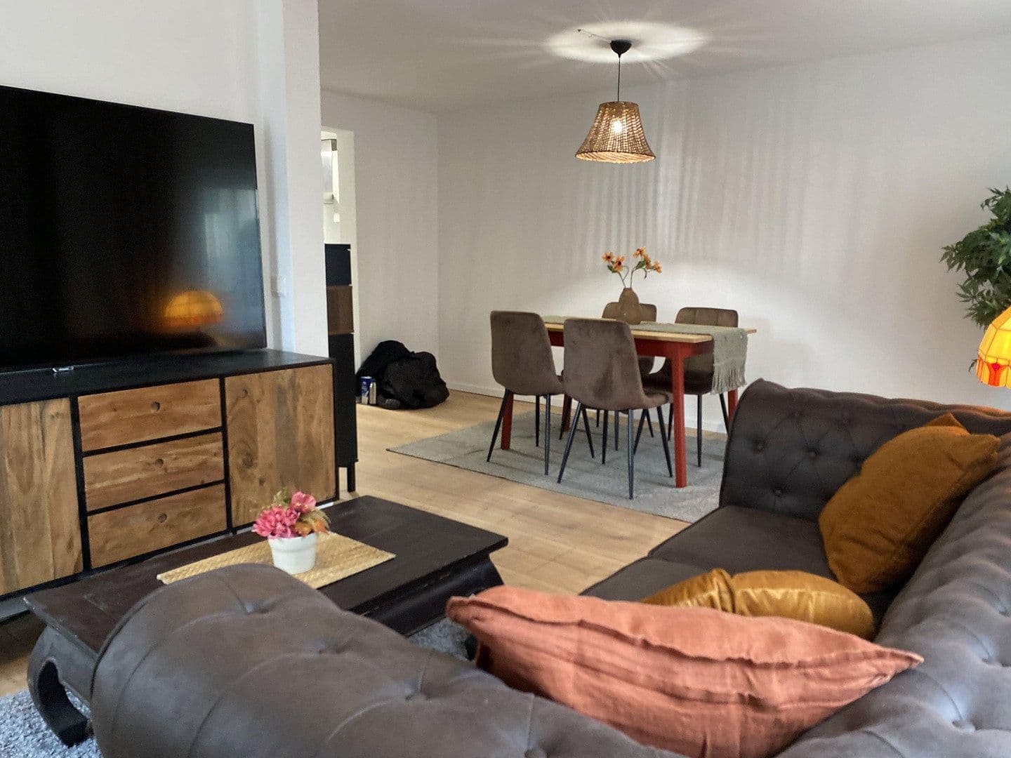 Predaj domu 150 m², pozemek 692 m², Reichelsheim (Wetterau), Hesensko Predaj domu 150 m², pozemek 692 m², Reichelsheim (Wetterau), Hesensko
