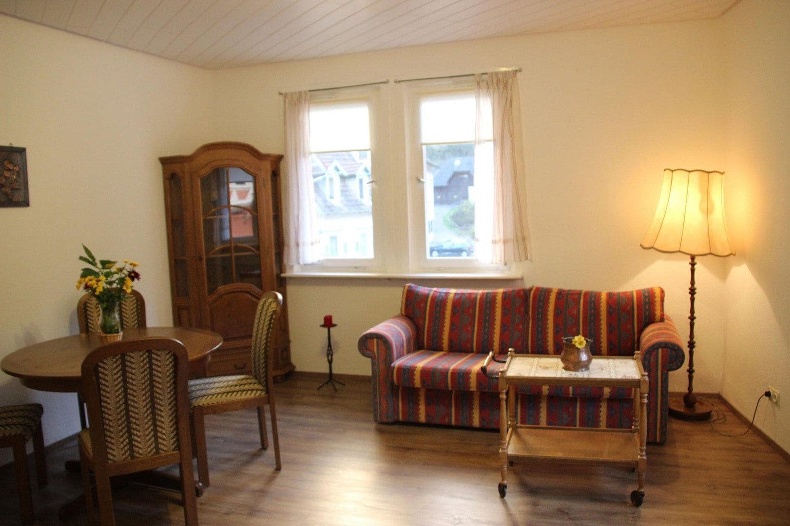 Predaj domu 240 m², pozemek 184 m², Hohenlohestr. 75, Bad Wildbad, Bádensko-Wurttembersko Predaj domu 240 m², pozemek 184 m², Hohenlohestr. 75, Bad Wildbad, Bádensko-Wurttembersko
