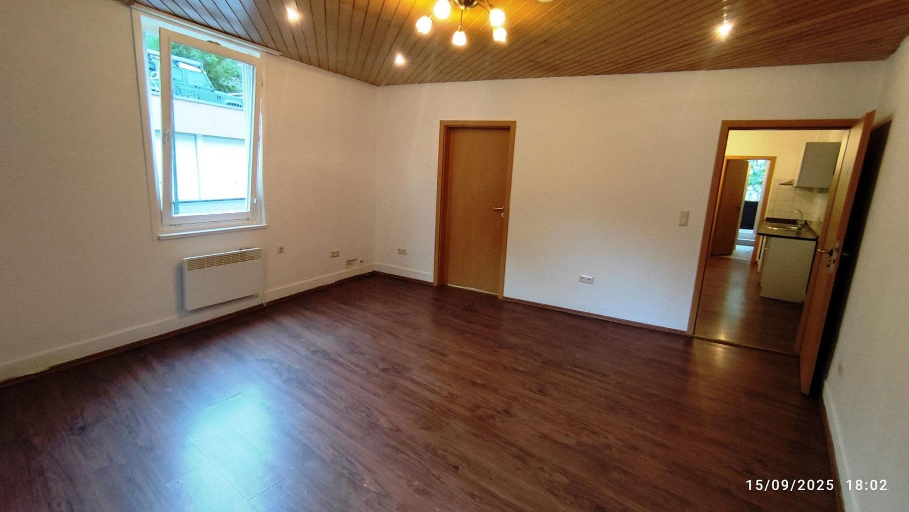 Predaj domu 240 m², pozemek 184 m², Hohenlohestr. 75, Bad Wildbad, Bádensko-Wurttembersko Predaj domu 240 m², pozemek 184 m², Hohenlohestr. 75, Bad Wildbad, Bádensko-Wurttembersko