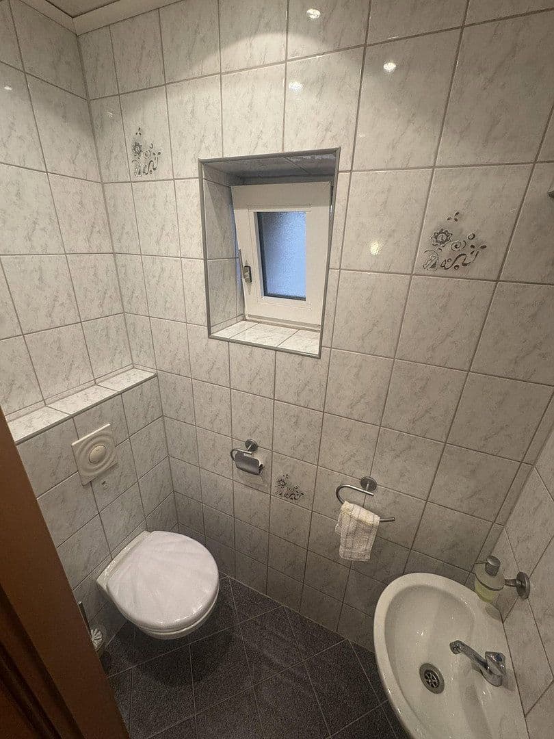 Predaj domu 110 m², pozemek 332 m², Emmerich am Rhein, Severné Porýnie - Westfálsko Predaj domu 110 m², pozemek 332 m², Emmerich am Rhein, Severné Porýnie - Westfálsko