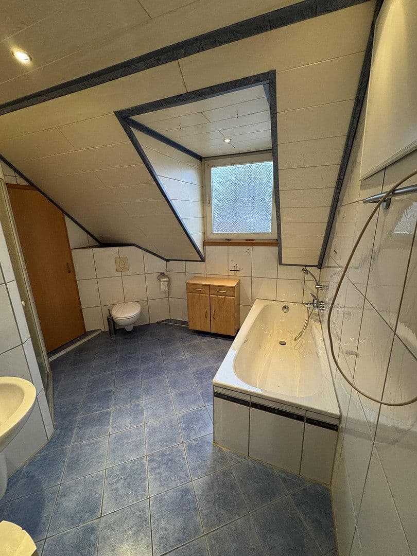 Predaj domu 110 m², pozemek 332 m², Emmerich am Rhein, Severné Porýnie - Westfálsko Predaj domu 110 m², pozemek 332 m², Emmerich am Rhein, Severné Porýnie - Westfálsko
