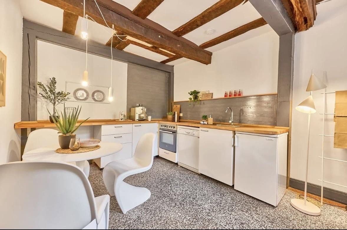 Prenájom kancelárie 190 m², Adolfstraße 143, Bad Schwalbach, Hesensko Prenájom kancelárie 190 m², Adolfstraße 143, Bad Schwalbach, Hesensko
