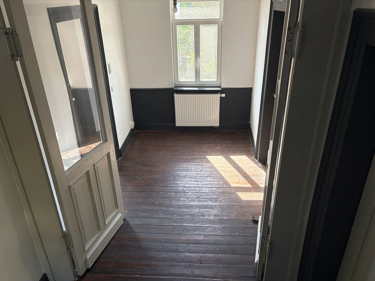 Prenájom kancelárie 190 m², Adolfstraße 143, Bad Schwalbach, Hesensko Prenájom kancelárie 190 m², Adolfstraße 143, Bad Schwalbach, Hesensko