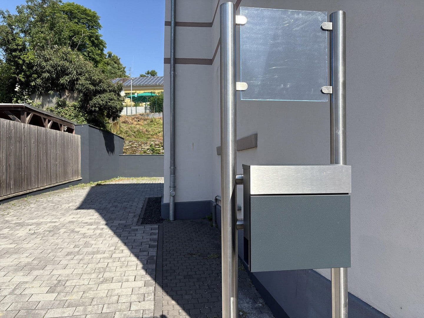 Prenájom kancelárie 190 m², Adolfstraße 143, Bad Schwalbach, Hesensko Prenájom kancelárie 190 m², Adolfstraße 143, Bad Schwalbach, Hesensko