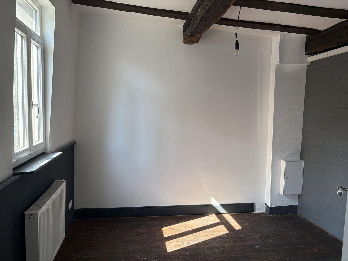 Prenájom kancelárie 190 m², Adolfstraße 143, Bad Schwalbach, Hesensko Prenájom kancelárie 190 m², Adolfstraße 143, Bad Schwalbach, Hesensko