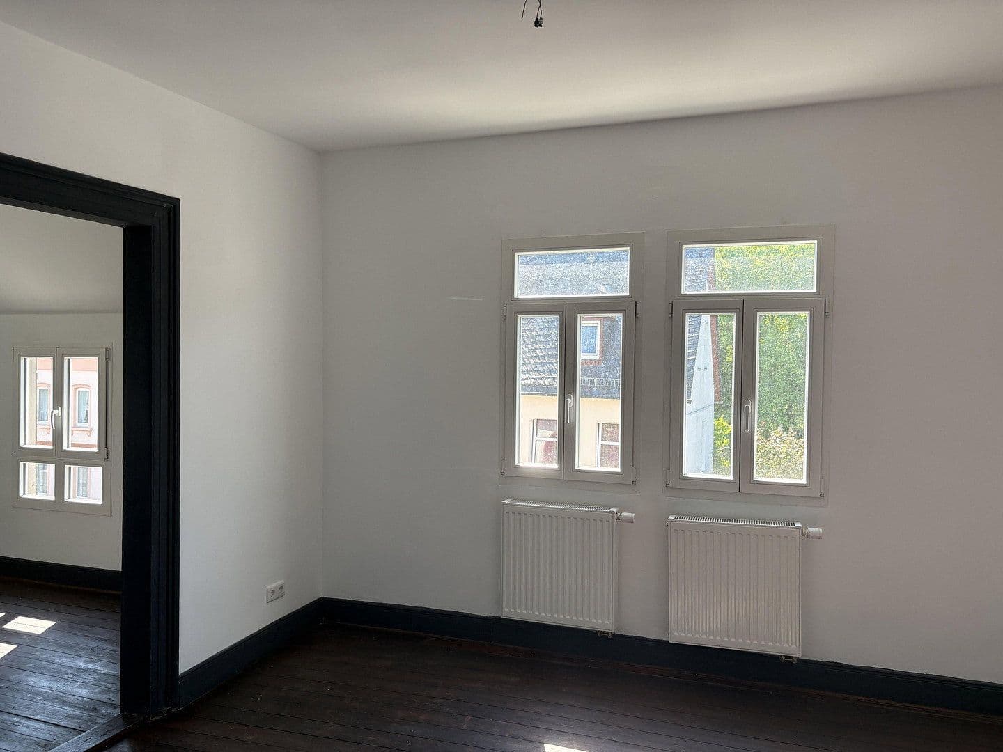 Prenájom kancelárie 190 m², Adolfstraße 143, Bad Schwalbach, Hesensko Prenájom kancelárie 190 m², Adolfstraße 143, Bad Schwalbach, Hesensko
