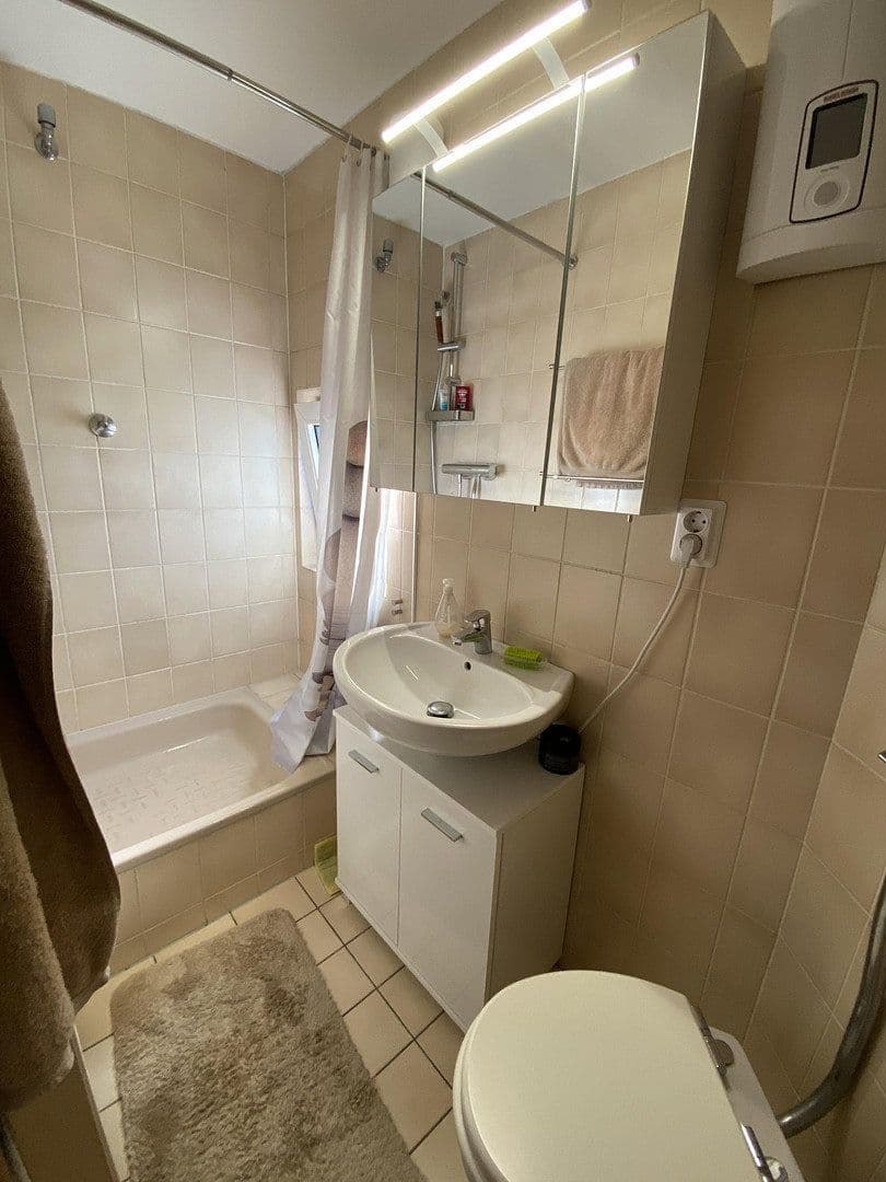 Predaj domu 201 m², pozemek 165 m², Oberhausen, Severné Porýnie - Westfálsko Predaj domu 201 m², pozemek 165 m², Oberhausen, Severné Porýnie - Westfálsko