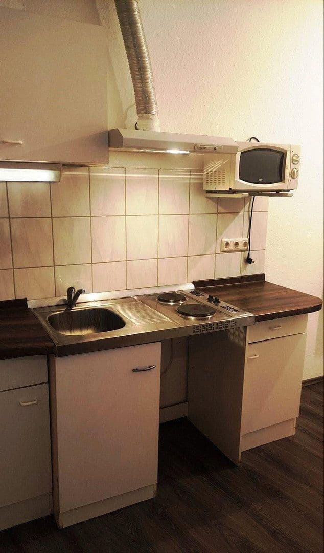 Prenájom bytu 1-izbový 40 m², Hohenlohestrasse 75, Bad Wildbad, Bádensko-Wurttembersko Prenájom bytu 1-izbový 40 m², Hohenlohestrasse 75, Bad Wildbad, Bádensko-Wurttembersko
