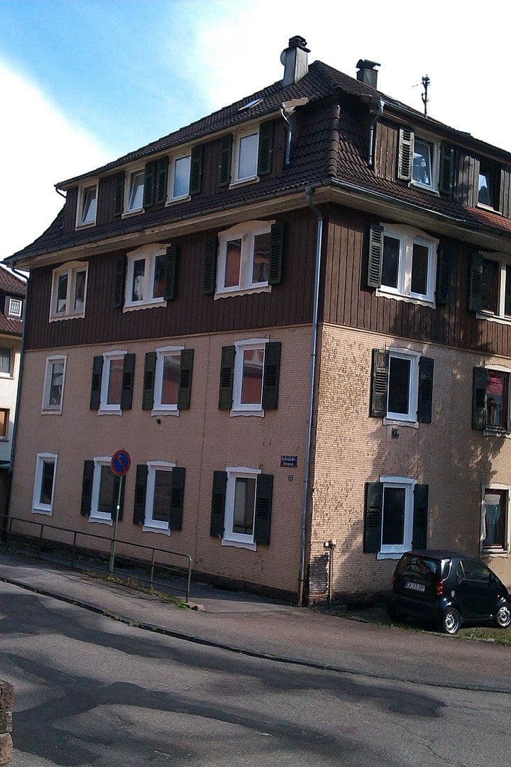 Prenájom bytu 1-izbový 40 m², Hohenlohestrasse 75, Bad Wildbad, Bádensko-Wurttembersko Prenájom bytu 1-izbový 40 m², Hohenlohestrasse 75, Bad Wildbad, Bádensko-Wurttembersko