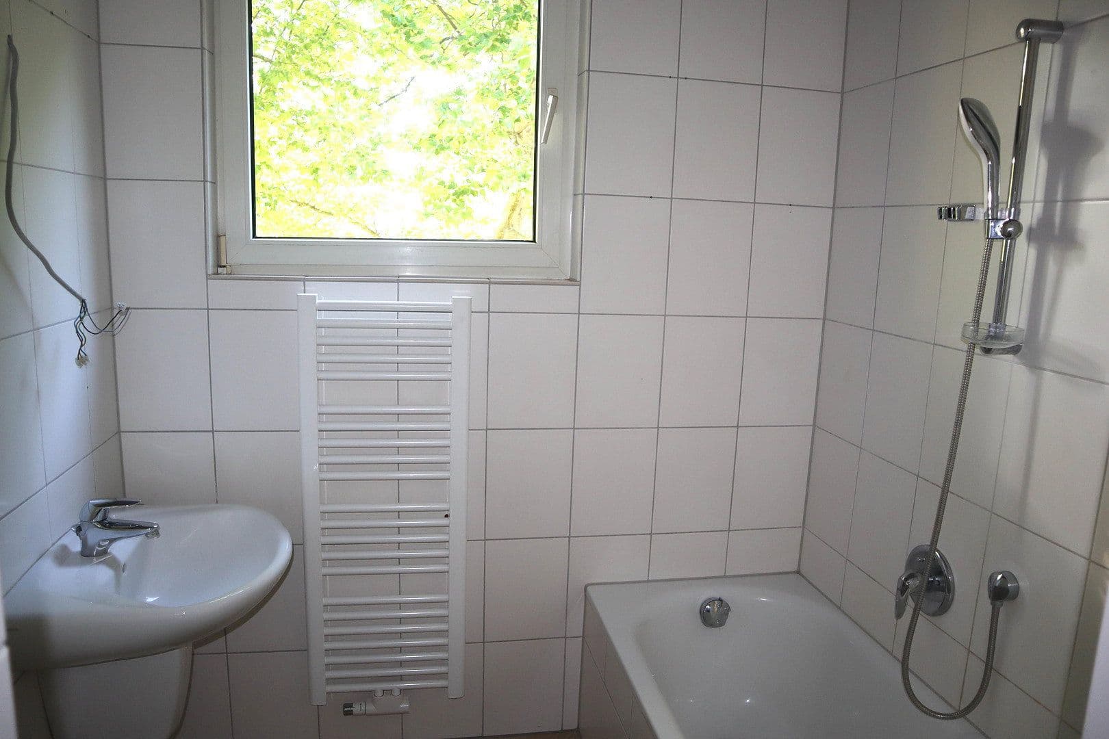 Prenájom bytu 4-izbový 80 m², Ludwigshafen, Porýnie-Falcko Prenájom bytu 4-izbový 80 m², Ludwigshafen, Porýnie-Falcko