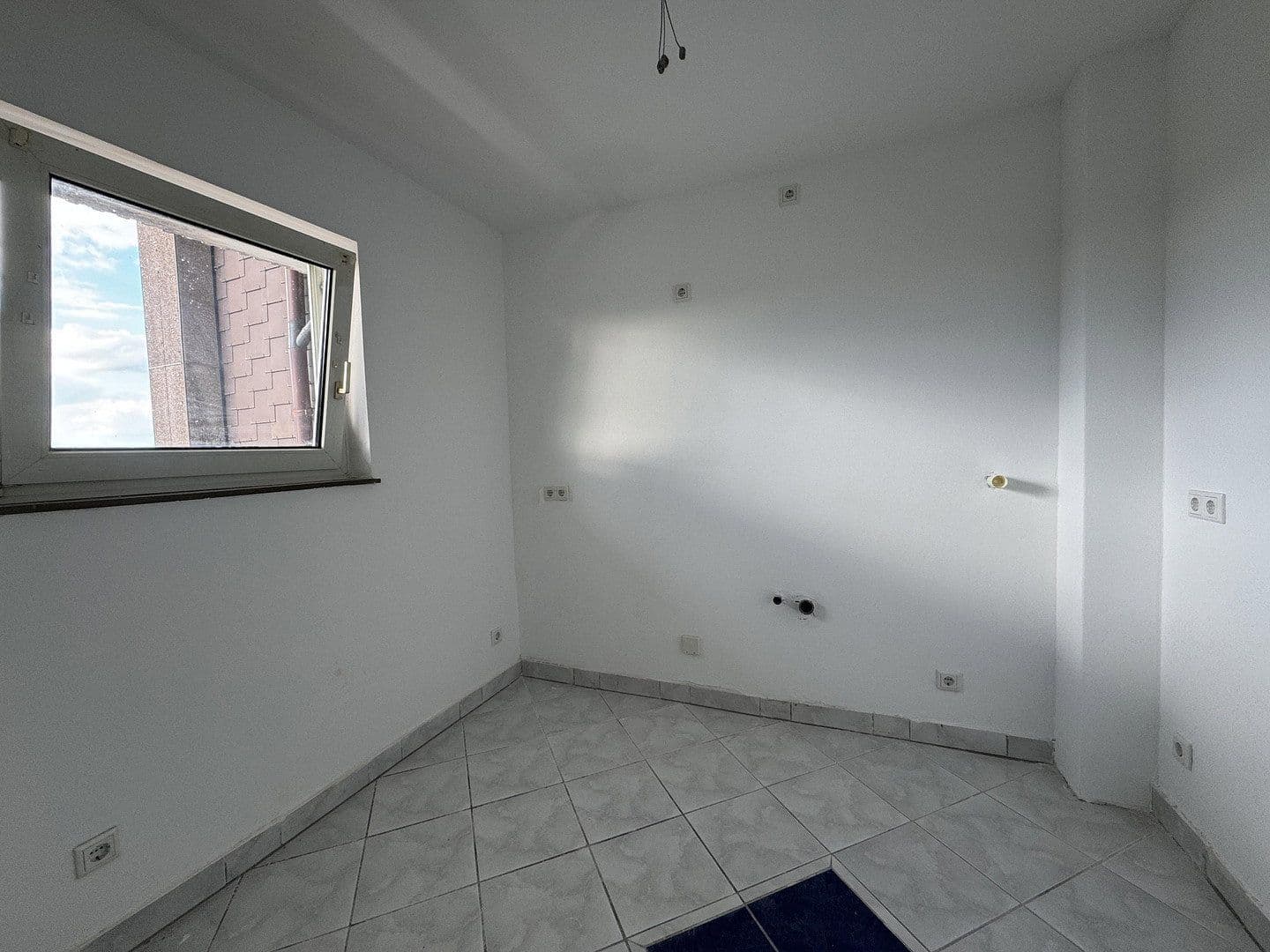 Prenájom bytu 2-izbový 50 m², Mettmann, Severné Porýnie - Westfálsko Prenájom bytu 2-izbový 50 m², Mettmann, Severné Porýnie - Westfálsko
