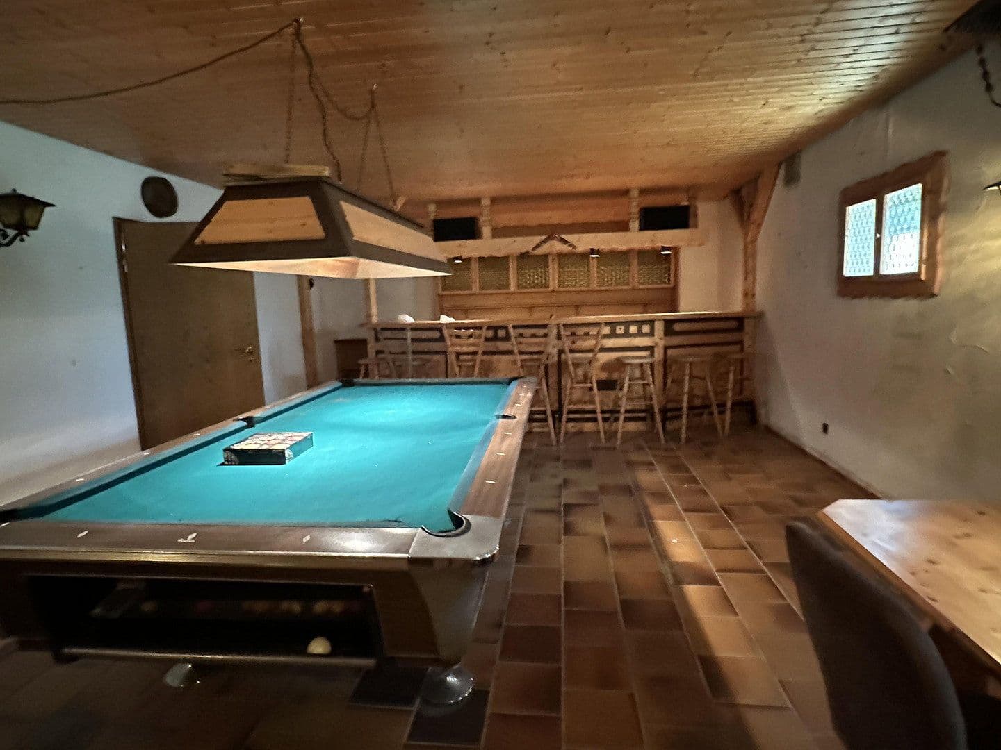 Predaj domu 300 m², pozemek 3.400 m², An den Lindenbäumen 58, Fuldabrück, Hesensko Predaj domu 300 m², pozemek 3.400 m², An den Lindenbäumen 58, Fuldabrück, Hesensko