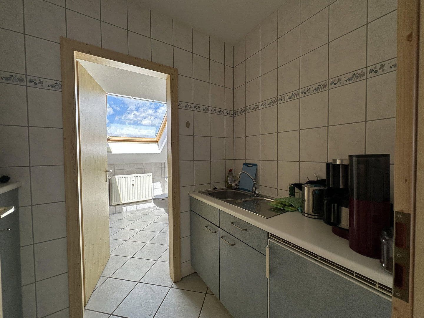 Predaj domu 300 m², pozemek 3.400 m², An den Lindenbäumen 58, Fuldabrück, Hesensko Predaj domu 300 m², pozemek 3.400 m², An den Lindenbäumen 58, Fuldabrück, Hesensko
