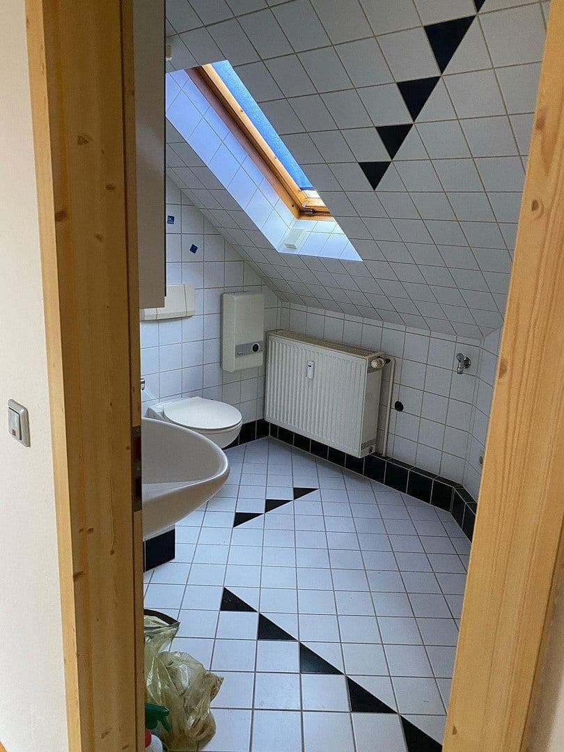 Predaj domu 300 m², pozemek 3.400 m², An den Lindenbäumen 58, Fuldabrück, Hesensko Predaj domu 300 m², pozemek 3.400 m², An den Lindenbäumen 58, Fuldabrück, Hesensko